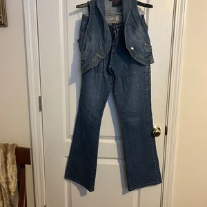 Dereon denim size 5/6 pants with cropped vest
